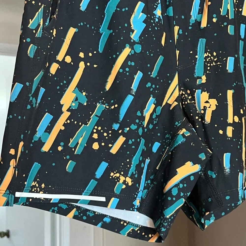 MAAMGIC Men's Swim Run Workout Trunks Size M Grafitti Themed Lined Pockets